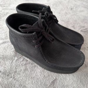 Clarks Wallabees Women's Black Shoes Women's Size 9